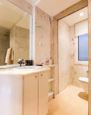 Living Bairro Alto Iii Лиссабон